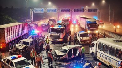 Gerbang Tol Ciawi Kecelakaan, Truk Hantam Mobil Beruntun