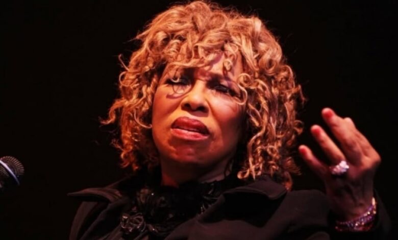 Kenang Profil Roberta Flack, Pelantun Hit 'Killing Me Softly' Meninggal