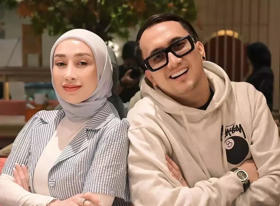 Suami Reza Gladys Diduga Kerahkan Buzzer untuk Serang Nikita Mirzani