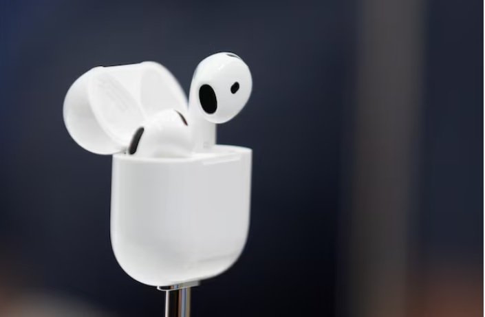 AirPods Baru: Fitur Terjemahan Langsung Percakapan Hadir di Octopus!