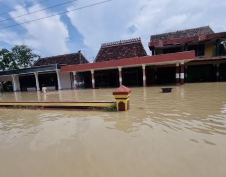 Banjir Melanda 6 Kecamatan Grobogan, 2.815 KK Terdampak Akibat 3 Sungai Meluap