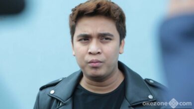 Billy Syahputra Ziarah ke Makam Olga, Laksanakan Nazar Menarik!