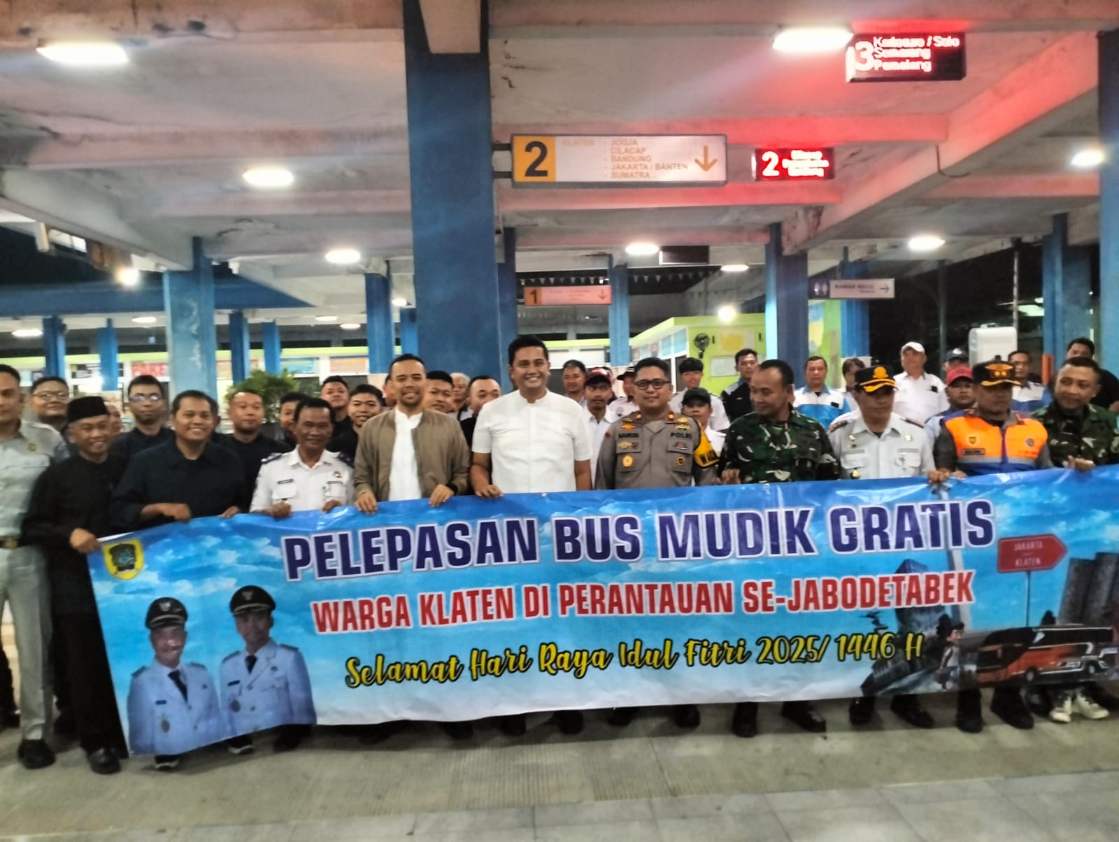 Bupati Klaten Lepas 10 Bus Mudik Gratis untuk Warga Jabodetabek