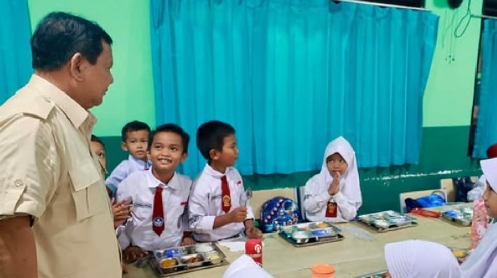 Dari Volkschool ke Sekolah Prabowo: Sejarah Sekolah Rakyat