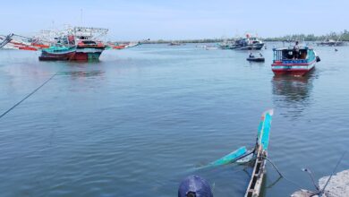 Gelombang Tinggi di Perairan Bengkulu Capai Empat Meter!