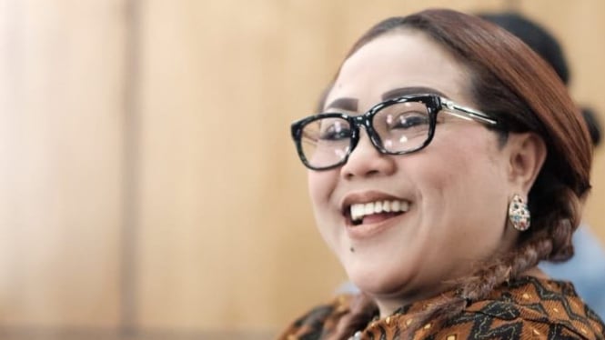 Nunung Berbagi Kisah: Teman Artis Bantu Layani Ekonomi Sulit Saat Kanker