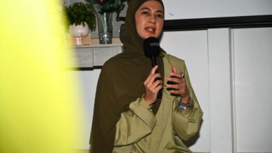 Paula Verhoeven Bertolak ke Melbourne untuk Bantu Bangun Masjid