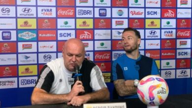 Pelatih Persib Puji Tiga Bintang Usai Kemenangan Telak vs Semen Padang