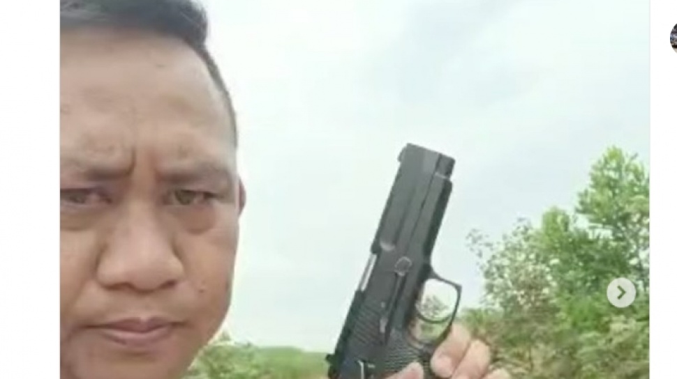 Sebar Wajah Oknum TNI Penembak 3 Polisi, Sahroni: Tembak Mati!