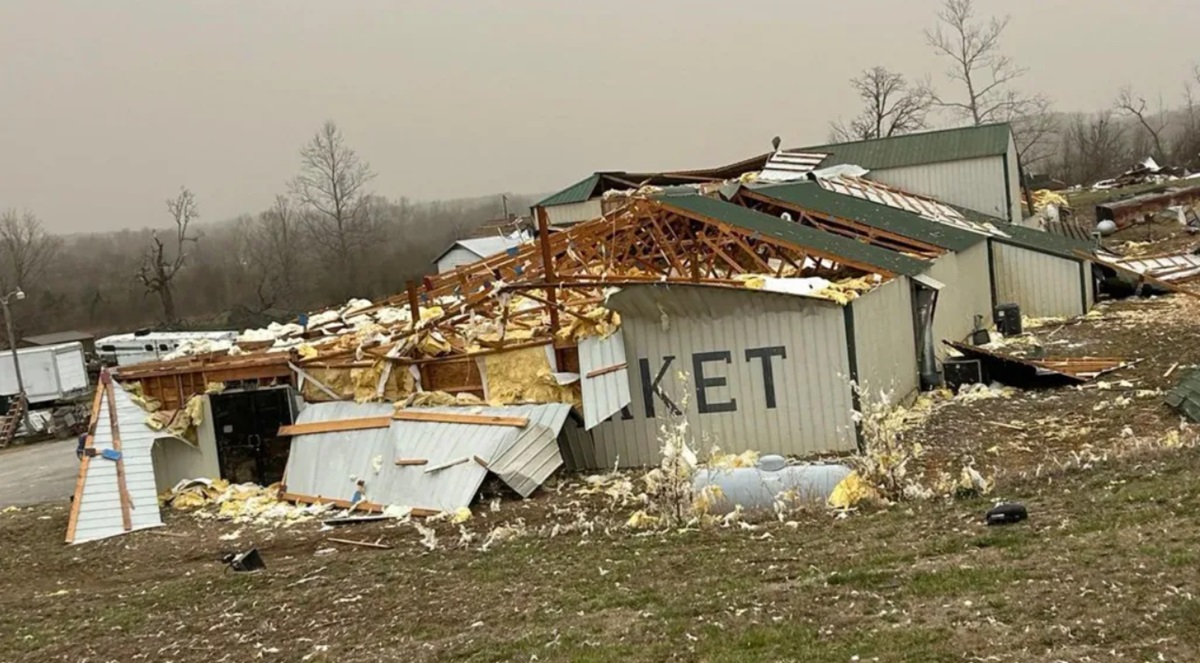 Tornado Dahsyat Guncang AS: Setidaknya 34 Orang Tewas