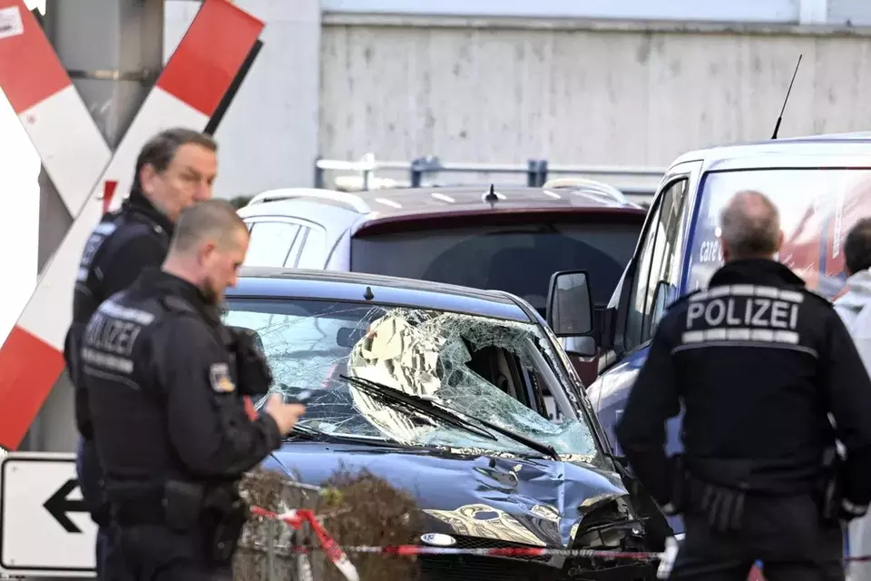 Tragedi Lagi: Insiden Mobil Tabrak Kerumunan di Jerman, 1 Tewas