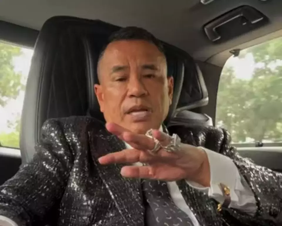 Hotman Paris Tolak Jadi Pengacara Lisa Mariana, Netizen Bersuka!