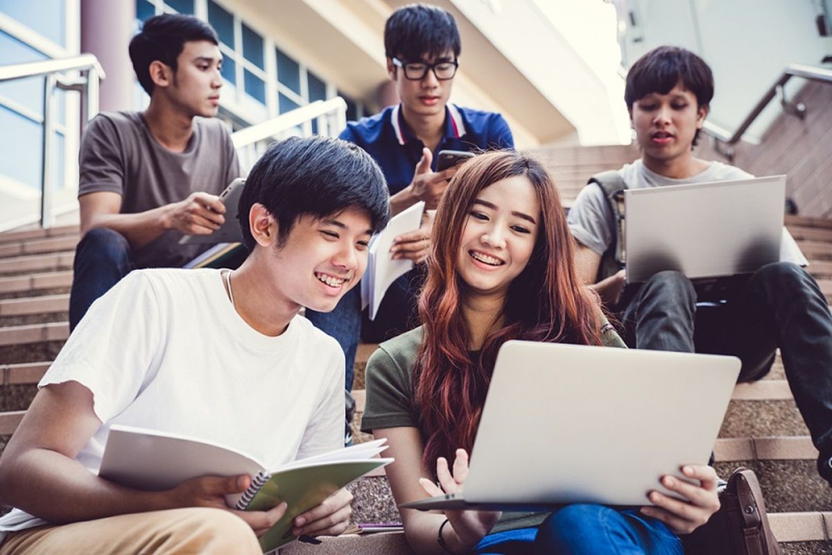 Resmi Terdaftar Kemendikbud: 7 Kampus Online Alternatif UT 2025!