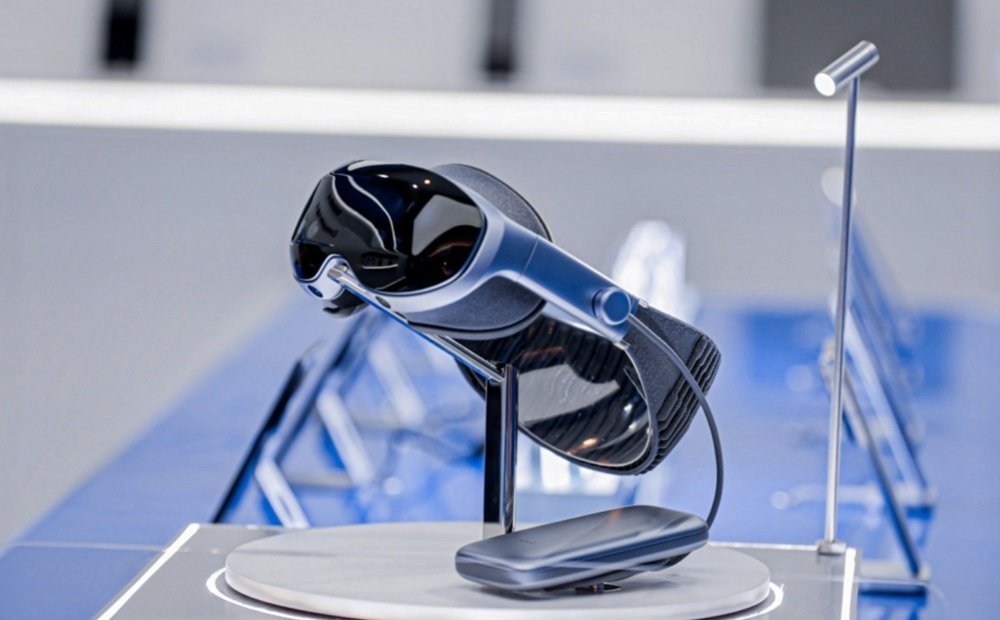 Vivo Pamerkan Headset Realitas Gabungan Mirip Apple Vision Pro