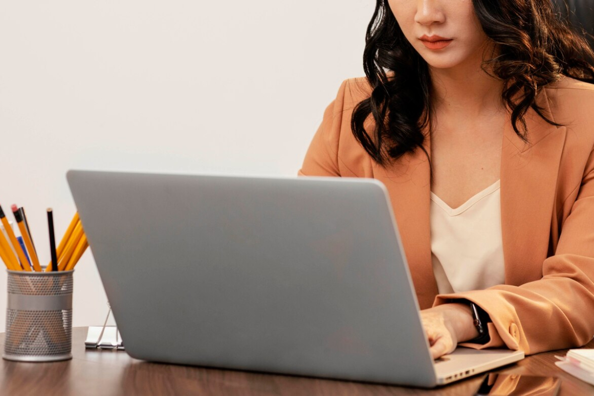 7 Rekomendasi Laptop Terbaik untuk Kerja, Pilih yang Tepat!