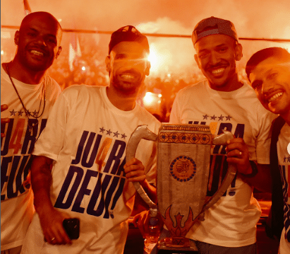 Antarkan Persib Juara Back To Back, Bojan Hodak Ciptakan Sejarah!
