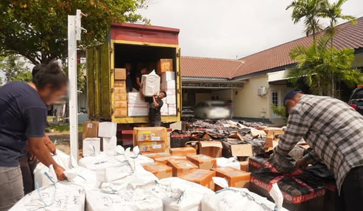 Awal Mei, Bea Cukai Tegal Gagalkan 1,3 Juta Batang Rokok Ilegal!