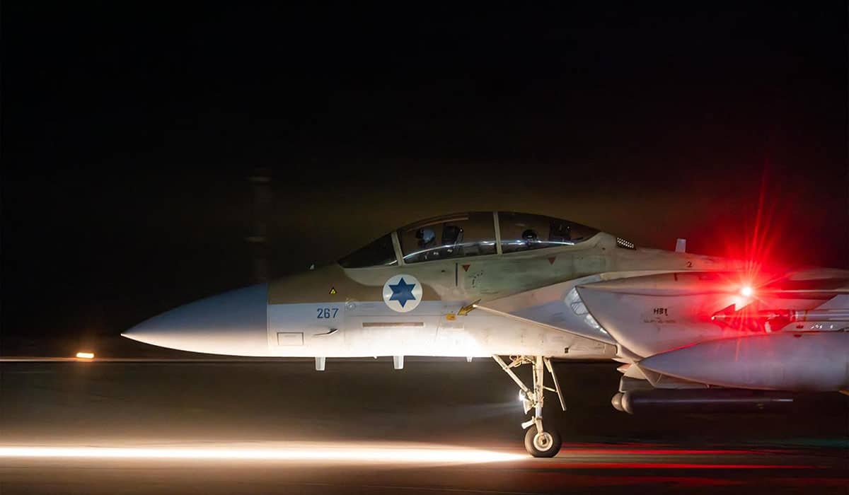 Ketegangan Memuncak: Israel Serang Yaman Usai Houthi Targetkan Bandara