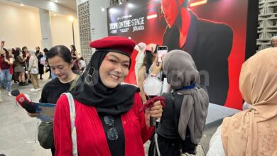 Totalitas Army di Konser J-Hope: Busana Jutaan dan Riasan Anti Badai!