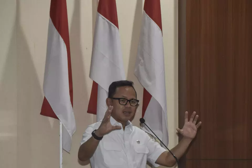 Wamendagri Ajak Kepala Daerah Tindak Tegas Ormas Langgar Hukum