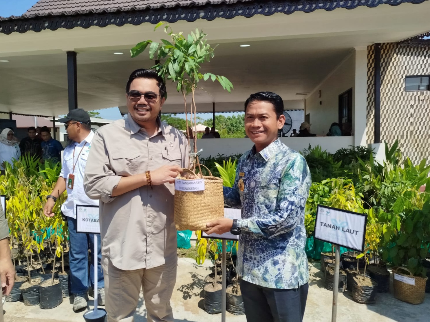 Wamenhut Dorong Pemda Aktifkan Program Penghijauan Secepatnya