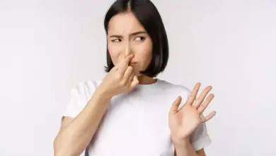 Waspadai! 7 Penyebab Kentut Bau Busuk dan Cara Mencegahnya