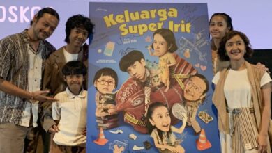 Widi Mulia Menangis Bangga Lihat Akting Anak-anak di Film Keluarga Super Irit